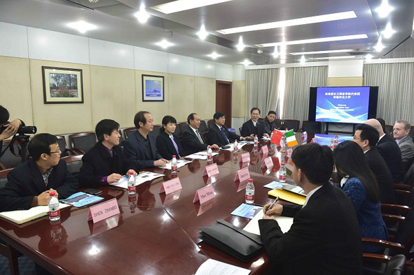 愛爾蘭國家學(xué)院代表團(tuán)來訪照片